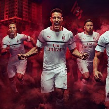 Associazione udgiver ny sæson trøjer